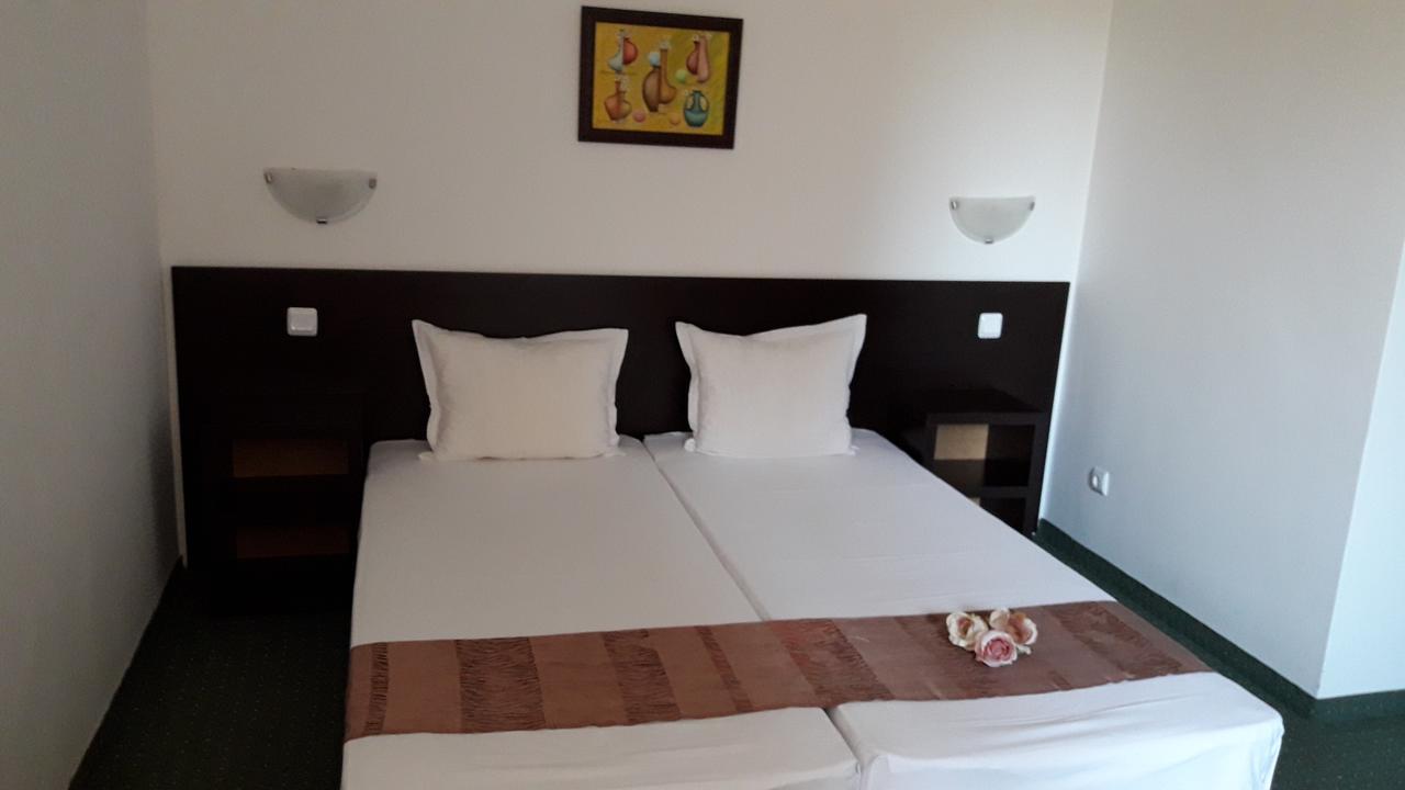 Family Нouse -Нotel Asai Ravda Kültér fotó