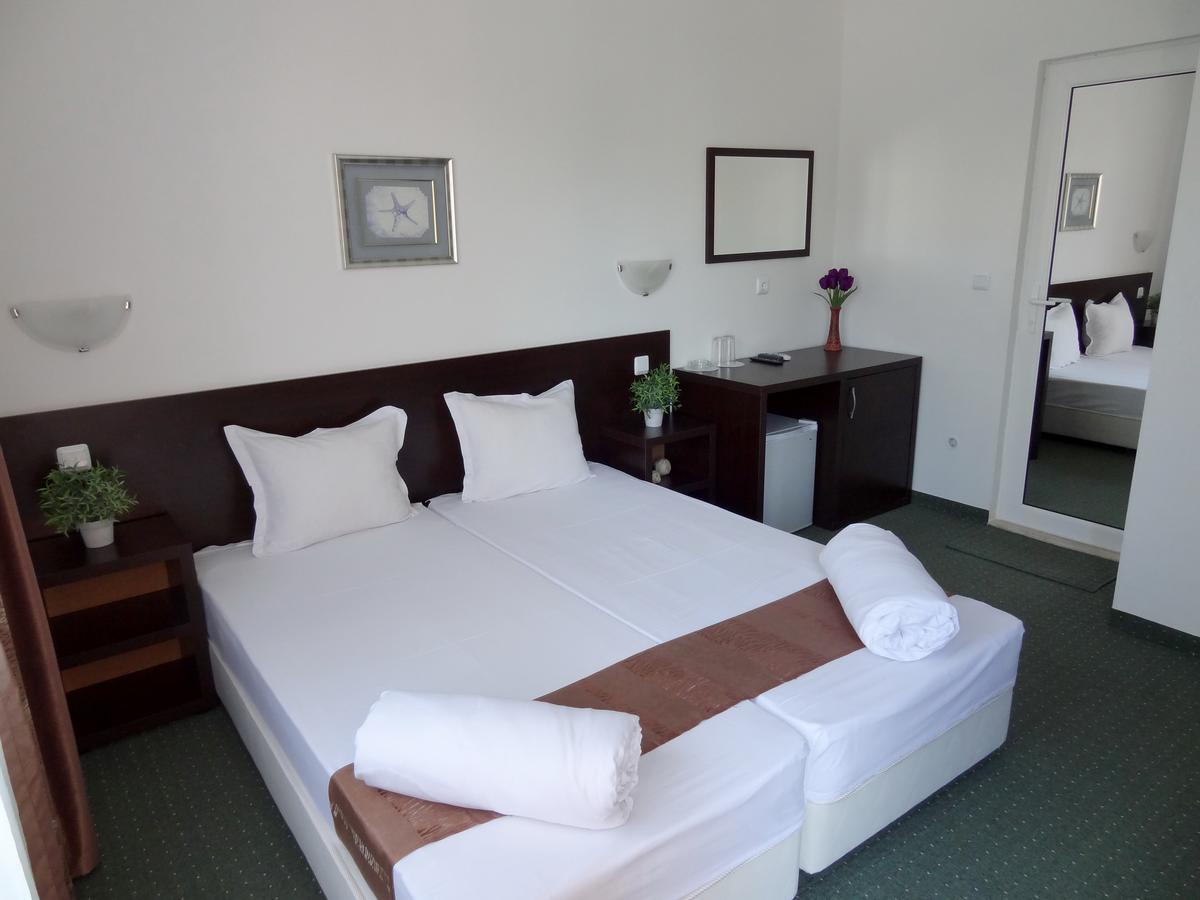 Family Нouse -Нotel Asai Ravda Kültér fotó