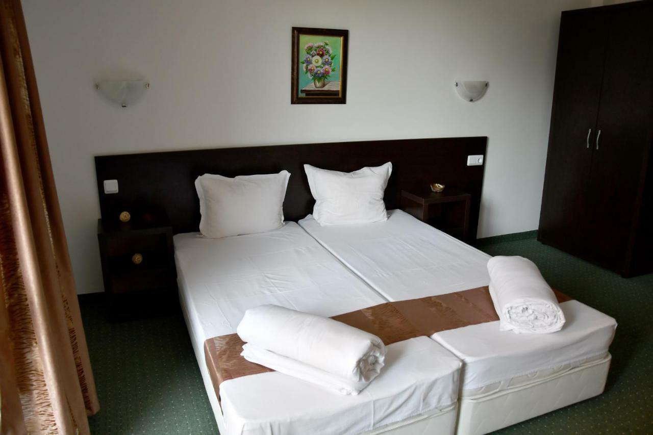 Family Нouse -Нotel Asai Ravda Kültér fotó