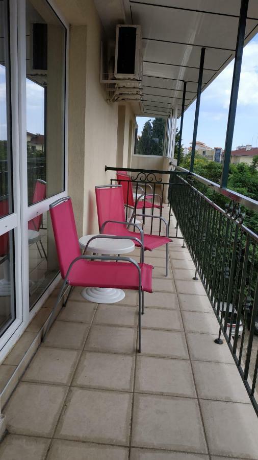 Family Нouse -Нotel Asai Ravda Kültér fotó